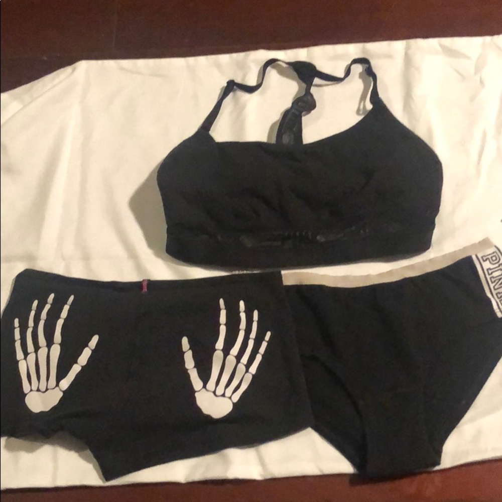 Pink sports bra w/ 2 pairs of PINK panties